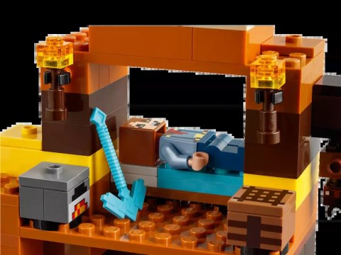 LEGO Minecraft™ Kopalnia w Badlandach 21263