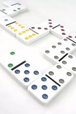 Domino klasyczne w puszce Domino klasyczne w puszce