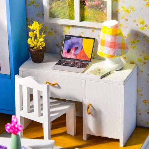 LITTLE STORY Folding Wooden LED Model - Anna's Room