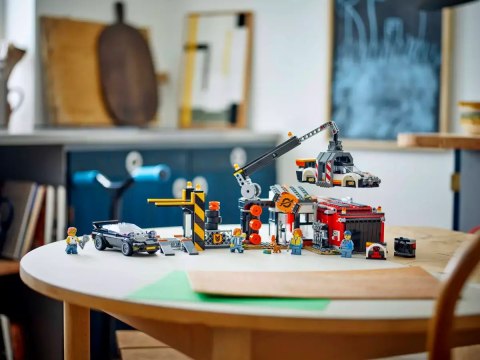 LEGO City Złomowisko z samochodami 60472