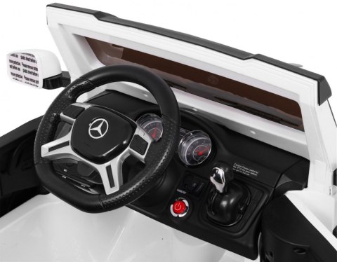 Auto Mercedes G63 6x6 dla dzieci Biały + 2 Pedały gazu + Regulacja siedzenia + Audio LED + Bagażnik + Kufer dla rodzica