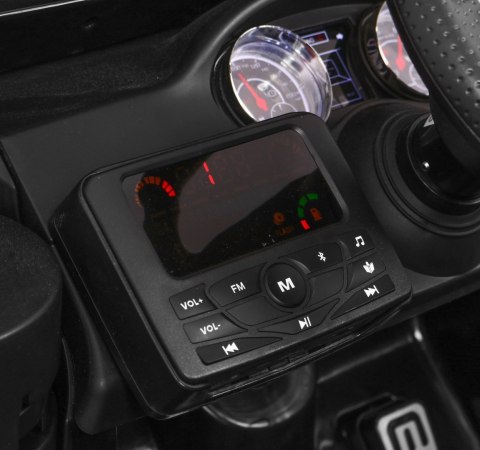 Auto Mercedes G63 6x6 dla dzieci Czarny + 2 Pedały gazu + Regulacja siedzenia + Audio LED + Bagażnik + Kufer dla rodzica