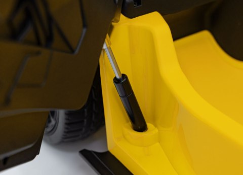 Pojazd Lamborghini Revuelto Żółty