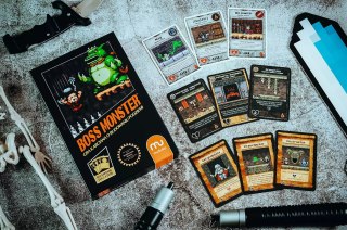 Boss Monster. Gra karciana o budowaniu podziemi
