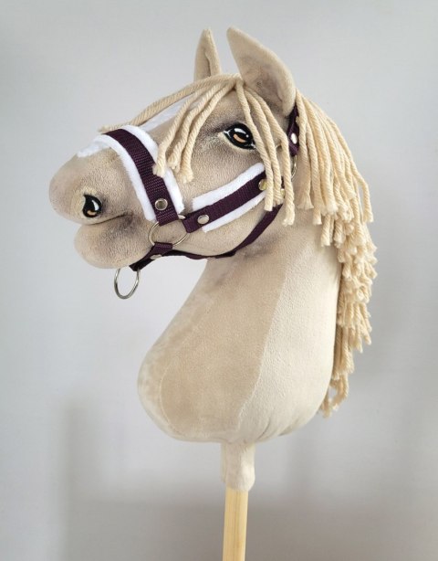 Kantar regulowany dla konia Hobby Horse A3 śliwkowy białym futerkiem Kantar regulowany dla konia Hobby Horse A3 śliwkowy białym futerkiem