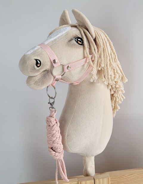 Uwiąz dla Hobby Horse ze sznurka - pudrowy róż Uwiąz dla Hobby Horse ze sznurka - pudrowy róż