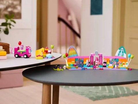 LEGO Koci domek Gabi Sala balowa Gabi 10797