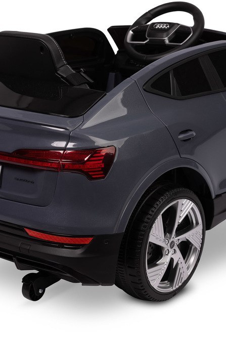 POJAZD NA AKUMULATOR AUDI ETRON SPORTBACK GREY
