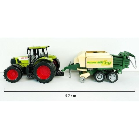 Traktor z prasą Traktor z prasą