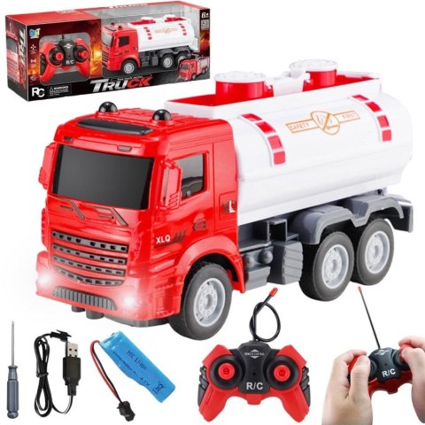 Ciężarówka R/C z zbiornikiem na wodę Ciężarówka R/C z zbiornikiem na wodę