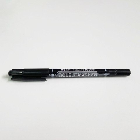Marker dwustronny czarny Double (12szt) M&G Marker dwustronny czarny Double (12szt) M&G