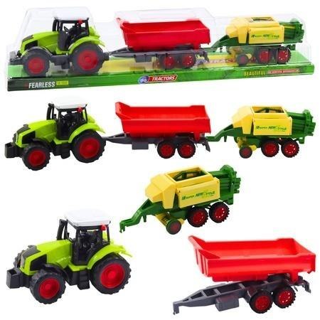 Traktor rolniczy z przyczepą Traktor rolniczy z przyczepą