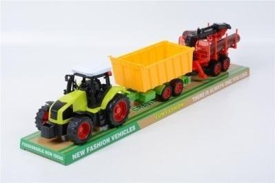 Traktor z maszynami rolniczymi Traktor z maszynami rolniczymi