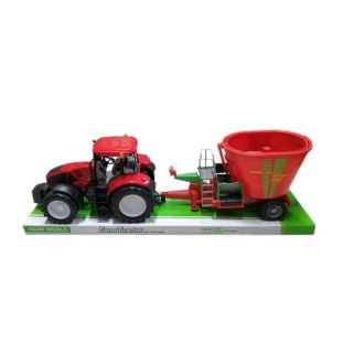 Traktor z paszowozem