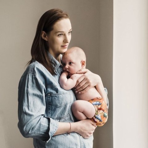 Pieluszka z kieszonką AUTA 5-15kg - rzepy Pieluszka z kieszonką AUTA 5-15kg - rzepy