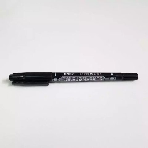 Marker dwustronny czarny Double (12 szt) M&G Marker dwustronny czarny Double (12 szt) M&G