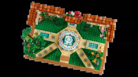 LEGO Icons Fontanna w ogrodzie 10359