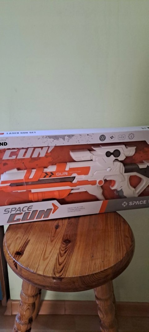 Karabin plastikowy na baterie Karabin plastikowy na baterie