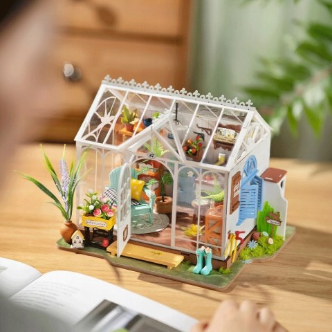 ROBOTIME model do składania WYMARZONY DOMEK