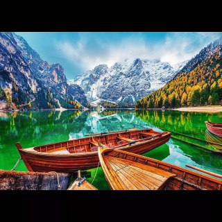 Puzzle 500 elementów. Jezioro Braies, Włochy