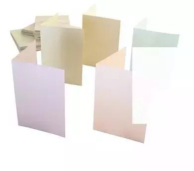 Zestaw kopert i kart A6 perłowe pastel 50szt Zestaw kopert i kart A6 perłowe pastel 50szt