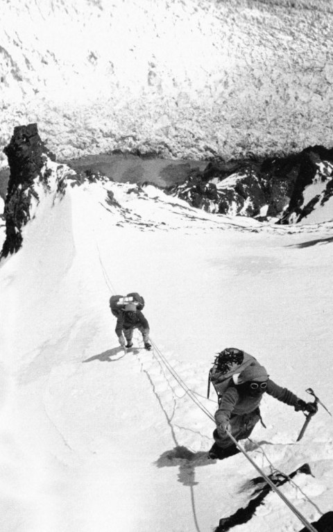 K2. Historia najtrudniejszej góry świata