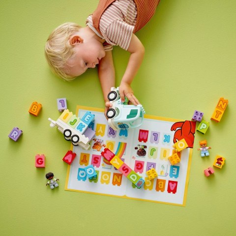 LEGO DUPLO Town Ciężarówka z alfabetem 10421