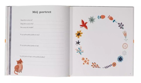 Album dziecka z maskotką