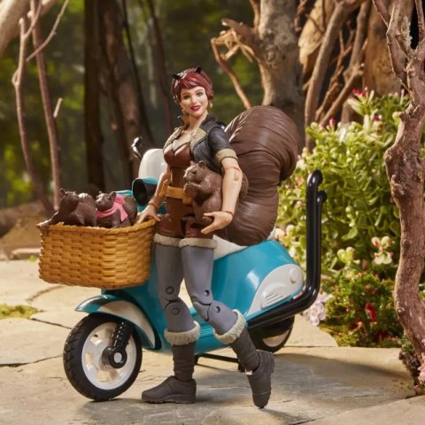Marvel Legends. Unbeatable Squirrel Girl + skuter i akcesoria